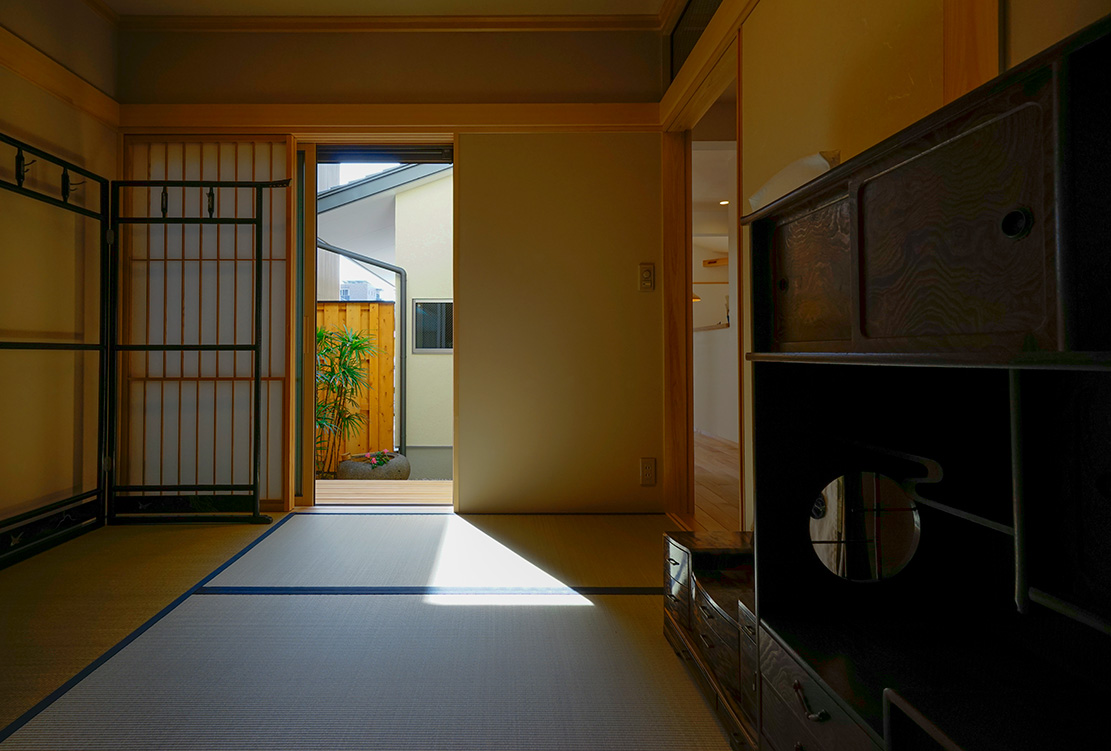 勇慕連の家