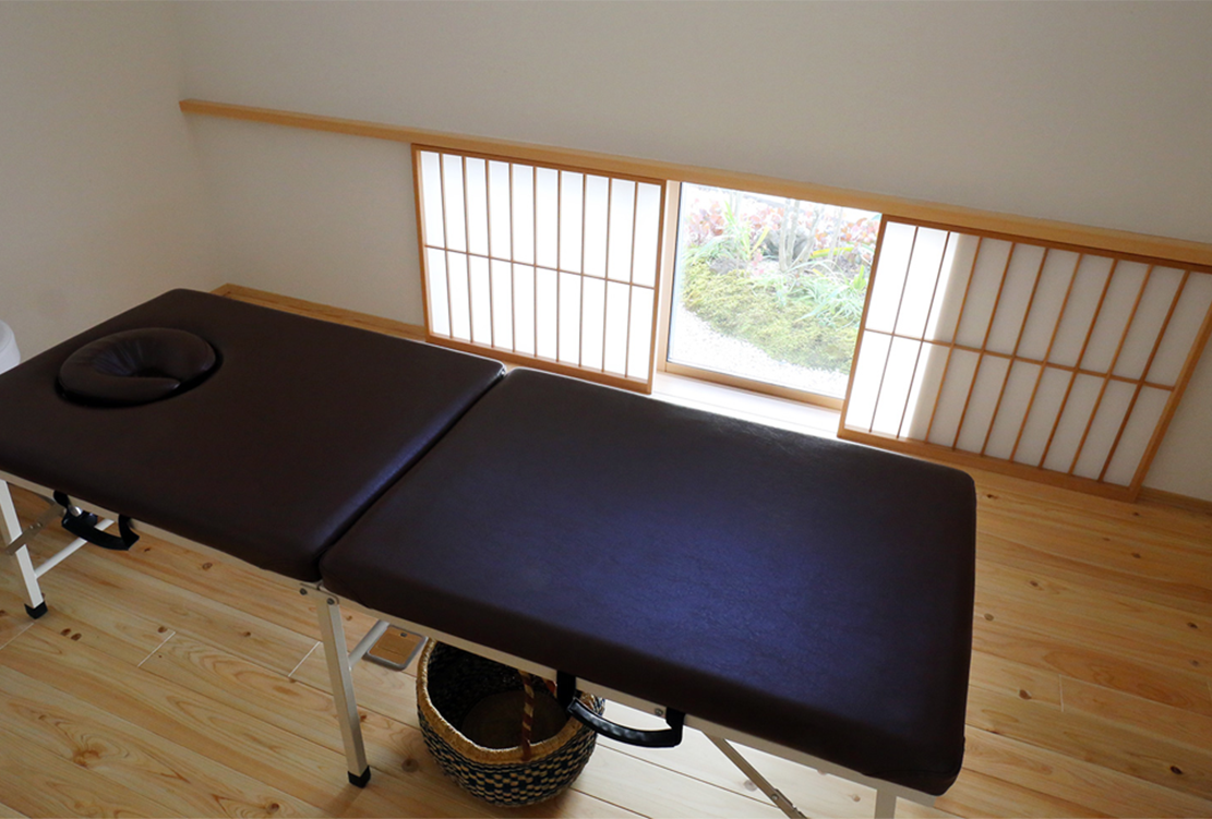 いぶき整体院/瓦屋根の整体院
